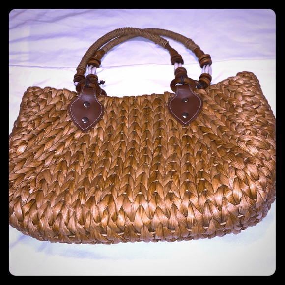 Straw Shoulder Tote - Picture 1 of 11